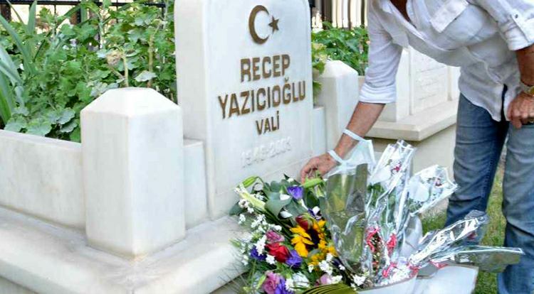 ‘Süper Vali’ Recep Yazıcıoğlu ölümünün 20. yıl dönümünde anıldı