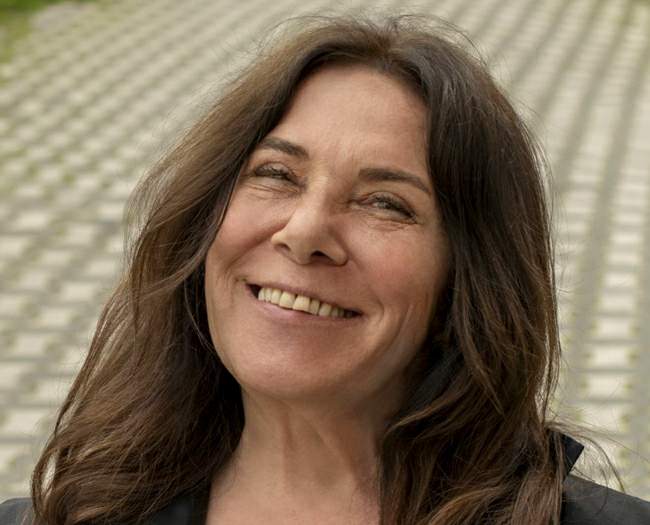 Latife Tekin’den “Şehrin Sınırlarını Yeniden Düşünmek”