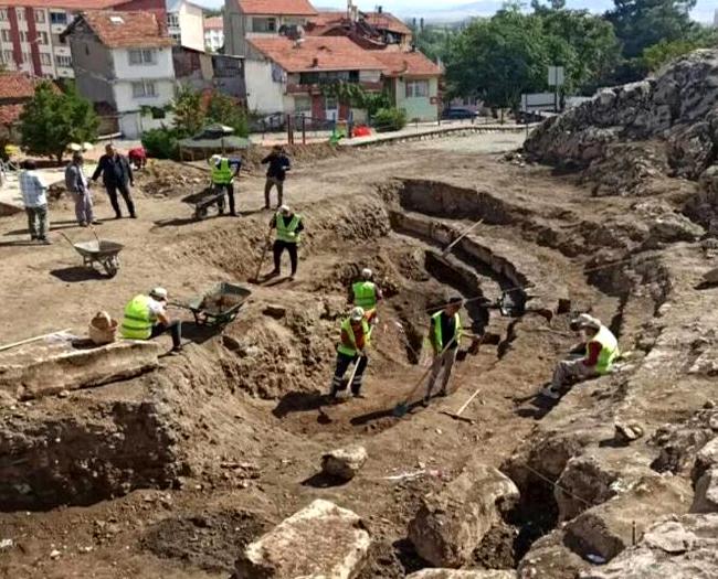 Tokat’ın ilk tiyatrosu Zile’de 3 bin yıldır ayakta