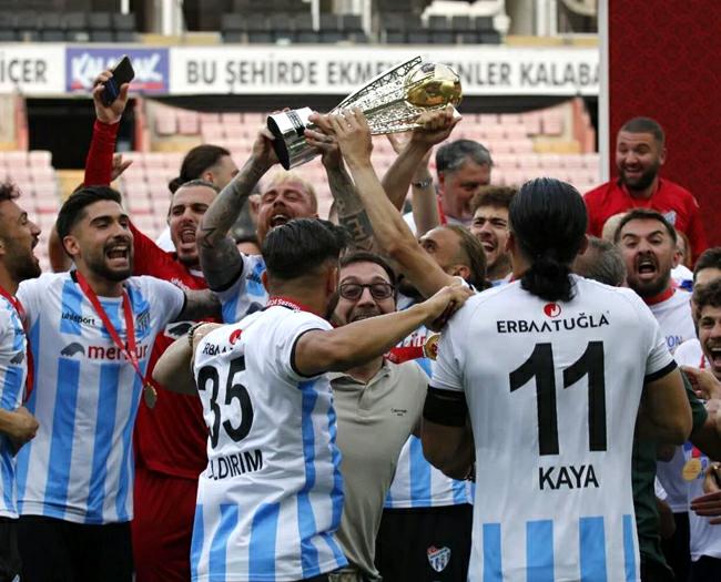 “Şampiyonluk Kutlaması” ileri bir tarihe ertelendi