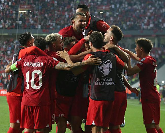 EURO 2024’te A Milli Takımı’nın durumu Çekya maçına kaldı