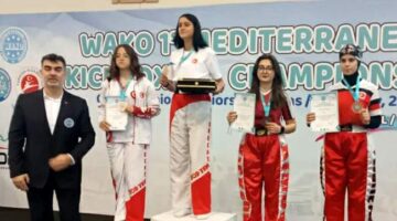 Akdeniz Kick Boks Şampiyonası’nda Tokatlı 2 sporcudan madalya