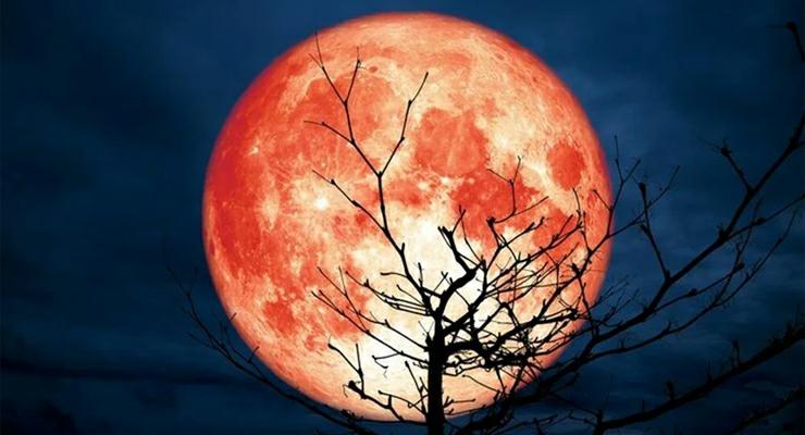 Bu senenin kanlı ay tutulması bu gece olacak