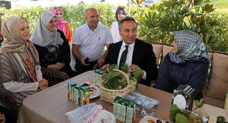 TOGÜ’nün “Gönül Bağlarımızda 2. Bağ Bozumu Şenliği” gerçekleştirildi