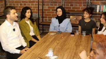 Erbaa’da “Yabancı Dil Akademi Kafe”de İngilizce öğreniyorlar