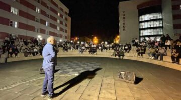Başkan Semih Tepebaşı, Yurtta yaşayan öğrencilerle bir araya geldi