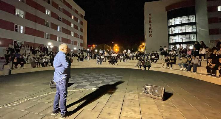 Başkan Semih Tepebaşı, Yurtta yaşayan öğrencilerle bir araya geldi