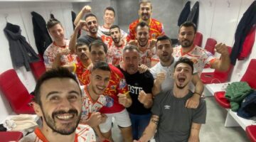 Voleybolda Niksar Belediyespor, Ziraat Bankası II deplasmanda 1-3 devirdi