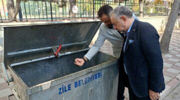 Başkan Sargın, Çöp konteynerlerinin dezenfekte işlemini inceledi