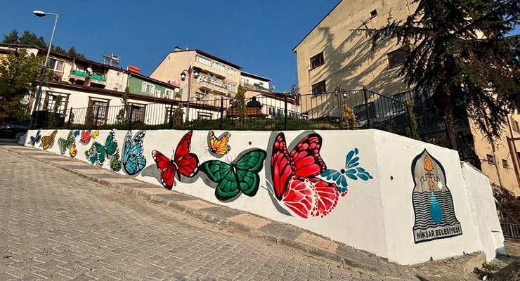 Niksar’da “PTT Park” sanatsal olarak güzelleştiriliyor