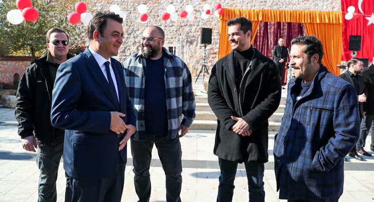 Vali Köklü, “Gönül Dağı” dizisinin setini ziyaret etti