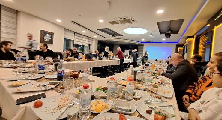 GOP Lisesi Mezunları “24 Kasım Öğretmenler Günü’nde bir araya geldi