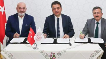 Turhal’da yapılacak olan Anadolu İmam Hatip Lisesi’nin protokolü imzalandı