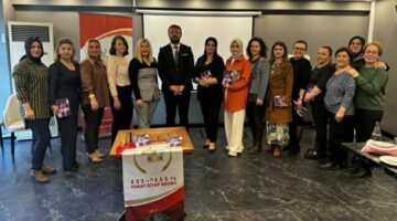 Yazar Hakan Erdem, Tokat’ta Oku-Yorum Kitap Grubu’yla bir araya geldi