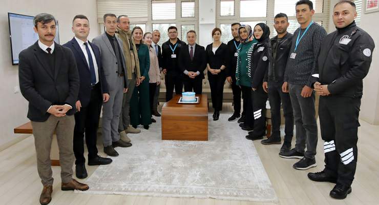 TOGÜ’de Rektör Fatih Yılmaz’a “Öğretmenler Günü” sürprizi