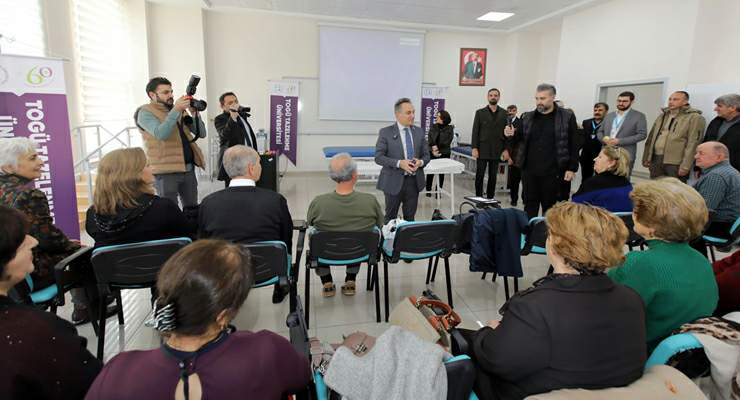 “60+ Tazelenme Üniversitesi” ile yaşam boyu öğrenme devam ediyor