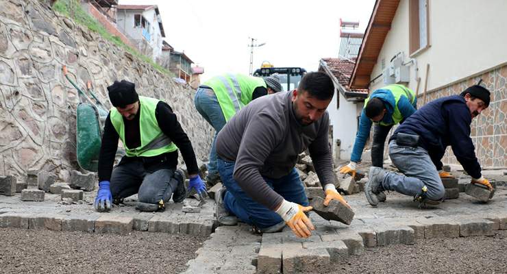 Niksar Belediyesi hummalı bir çalışma yürütüyor