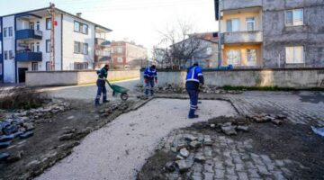 Erbaa Belediyesi’nde yol ve kaldırım bakım çalışmaları devam ediyor