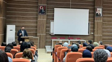 TOGÜ’de “Türk Dünyasında Ortak Alfabe Çalışmaları” konferansı yapıldı