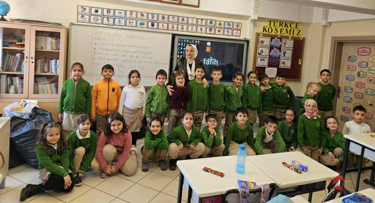 Atiye Bekir Dinçerler İlkokulu öğrencilerinden “Sıfır Atık” projesine anlamlı destek