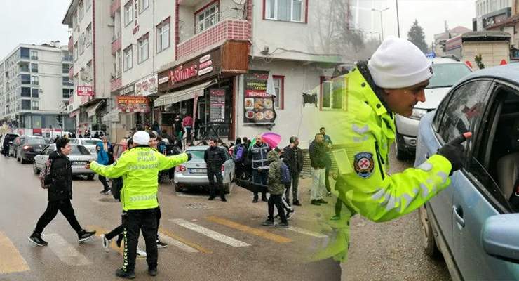 Niksar’da yayalara yol vermeyen sürücülere ceza yağdı