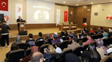 Çocuk Üniversitesi’nde mezuniyet coşkusu