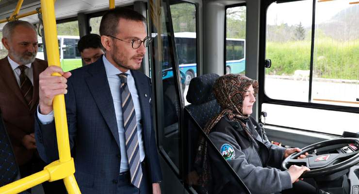 Tokat’ta bir ilk, Toplu taşımada kadın eli