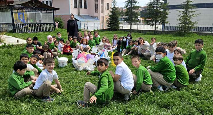 Zile’de “Kompost Yapımı” etkinliği, Minik ellerden büyük doğa dersi