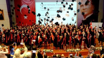 TOGÜ’de, Mezuniyet sevinci ve coşkusu başladı