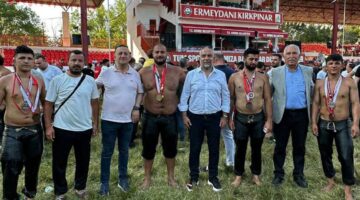 Zileli pehlivanlar Kırkpınar’da tarih yazdı