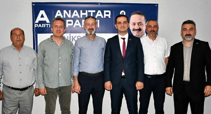 Anahtar Parti, Niksar’da ilk kongresini gerçekleştirdi