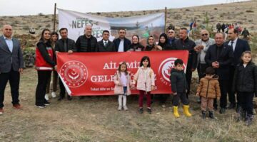 Zile’de “Yeşil Vatan” için el ele fidanlar toprakla buluştu