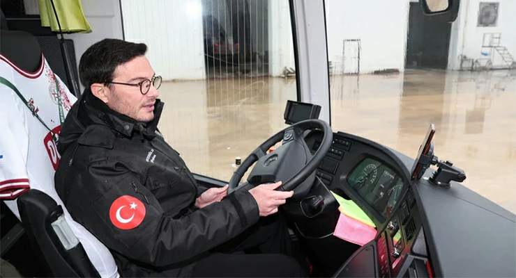Başkan Yazıcıoğlu direksiyon başına geçti