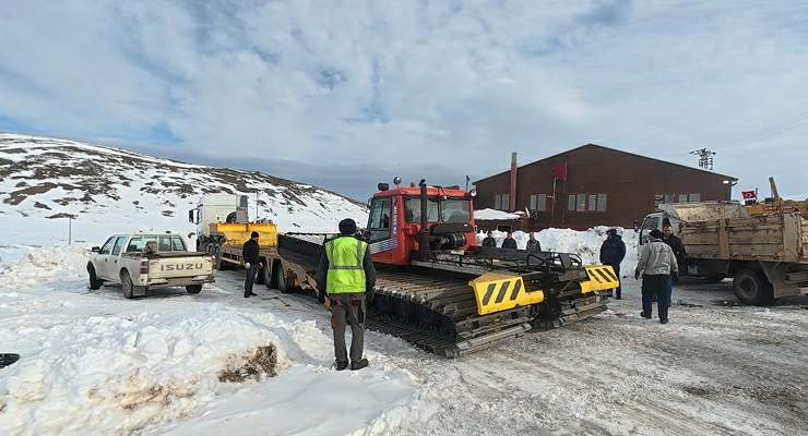 Kar kalınlığı 1 metre, Başçiftlik’te kayak sezonu için hazırlanılıyor