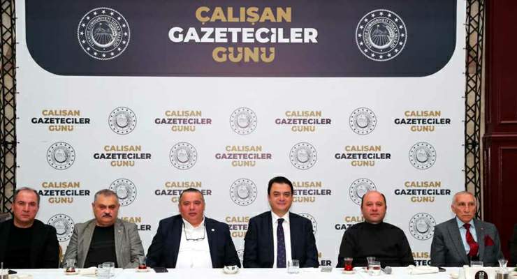 Vali Abdullah Köklü, Basın mensuplarıyla bir araya geldi