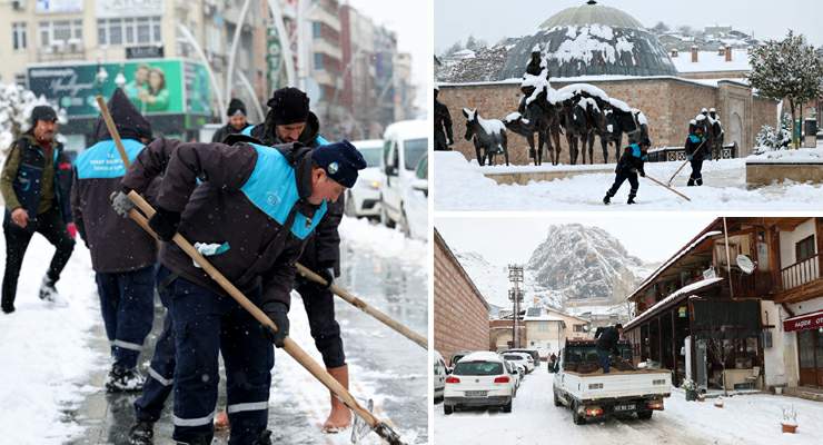 Tokat Belediyesi yoğun kar yağışına karşı tam kadro 7/24 sahada