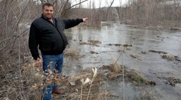Tokat’ta dereler taştı; Ekin tarlaları sular altında kaldı