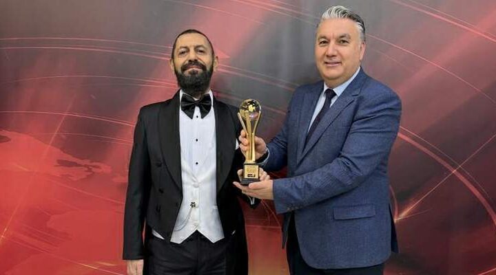 Dünyaca ünlü yazar Akif Manaf’a “Cine1 Barış Ödülü”