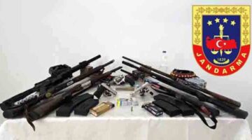 Tokat merkezli operasyonda çok sayıda silah ve mühimmat ele geçirildi