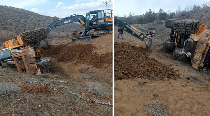 Tokat’ta uçuruma yuvarlanan traktörü kurtarmaya giden kepçe de devrildi