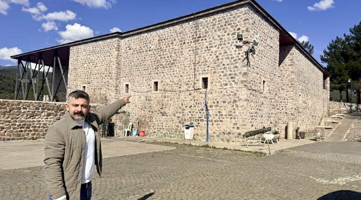 Niksar Yağıbasan Medresesi, 869 yıldır zamana direniyor