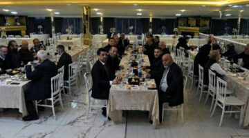 İYİ Parti Tokat Merkez İlçe Başkanlığı’ndan muhtarlara iftar: “Sizler demokrasinin temel taşısınız”