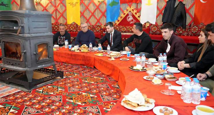 Ertuğrul Karagöl otağ çadırında gazetecilerle iftarda buluştu