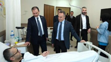 Rektör Yılmaz’dan bayramda gönüllere dokunan ziyaretler