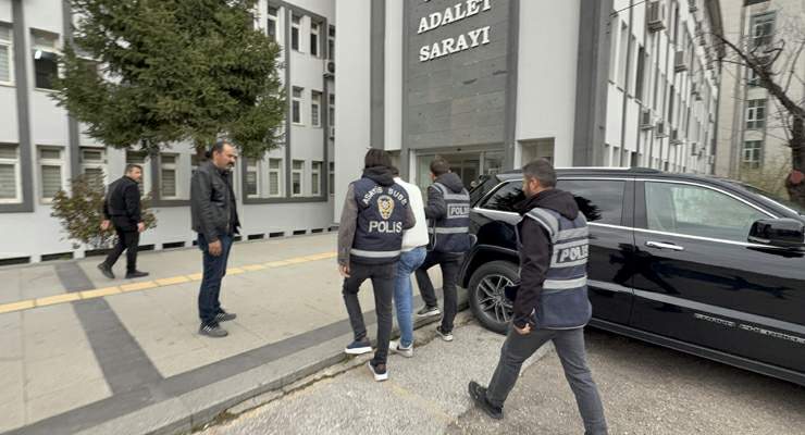 Milyonluk vurgun yaptı, şehir şehir kaçarken yakayı Ankara’da ele verdi