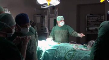 TOGÜ’nün düzenlediği tıp kongresinde canlı ameliyat heyecanı yaşandı