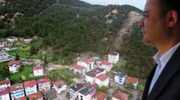 Tokat’ta toprak kayması nedeniyle 13 dairenin tahliye edildiği bölge dron ile görüntülendi