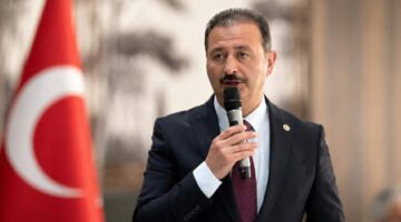 Cüneyt Aldemir, “Bayram kalpleri birbirine yaklaştırır”