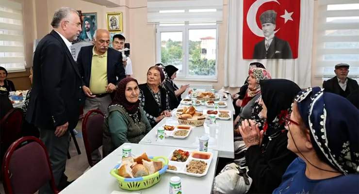 Muharrem lokmasında birlik ve kardeşlik buluşması