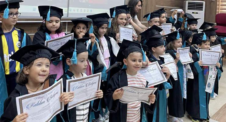 TOGÜ Çocuk Üniversitesi’nde mezuniyet coşkusu